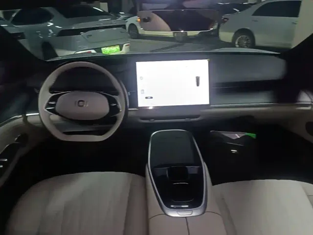 Changan Qiyuan A07 — Фото автомобиля 9