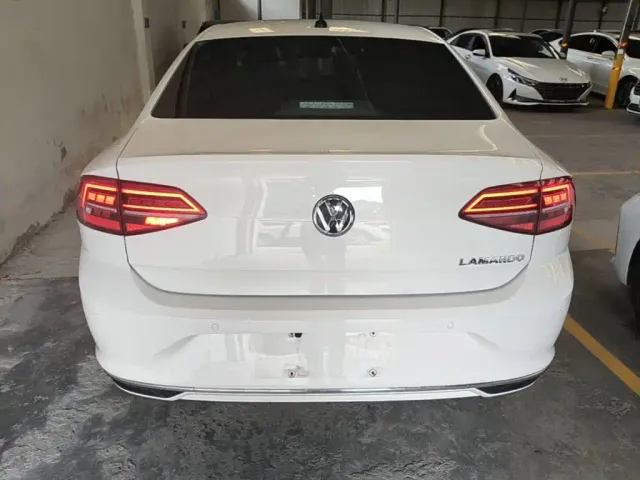 Volkswagen Lamando — Фото автомобиля 5