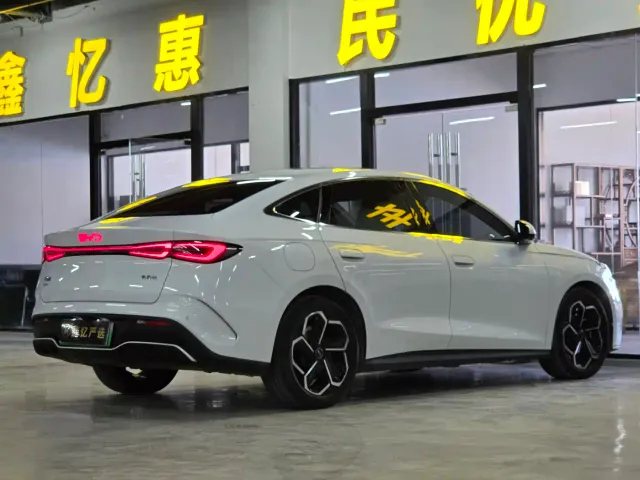 BYD Seal 06 — Фото автомобиля 14