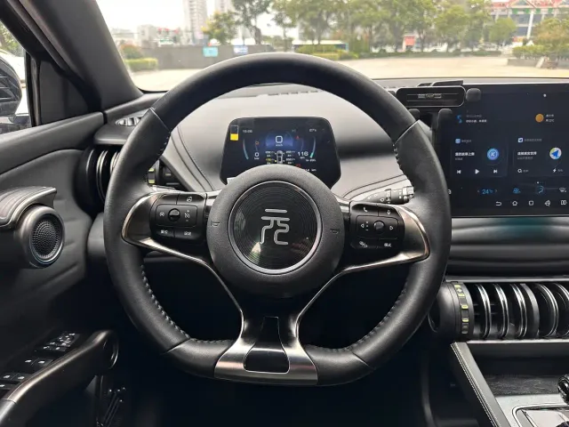 BYD Yuan PLUS — Фото автомобиля 8