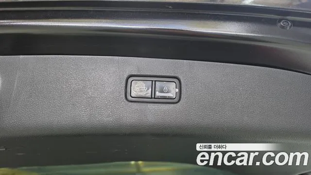 Genesis GV80 — Фото автомобиля 26