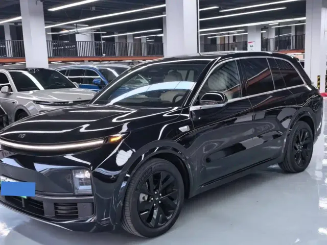 Фотография автомобиля — Li Auto L8