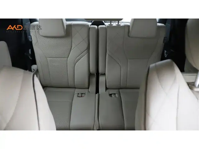 Toyota Alphard — Фото автомобиля 9