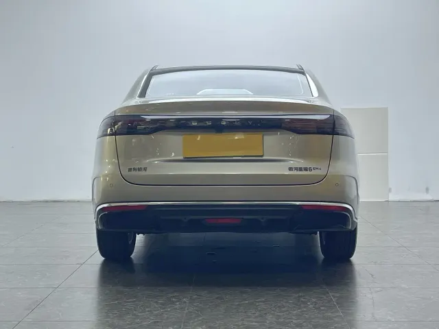 Geely Galaxy Stellar 6 — Фото автомобиля 4