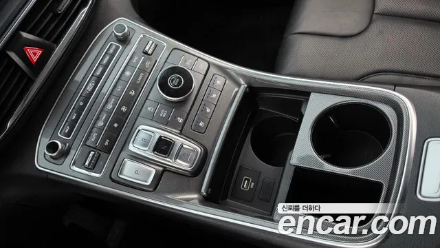 Hyundai Santa Fe New — Фото автомобиля 9
