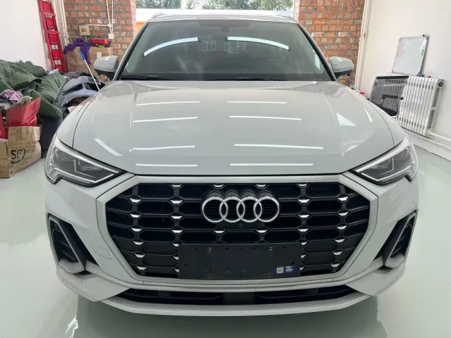 Audi Q3 — Фото автомобиля 2