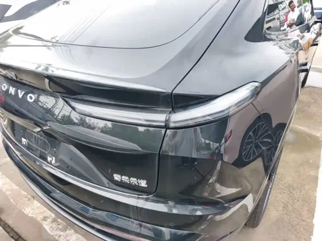 Onvo L60 — Фото автомобиля 7