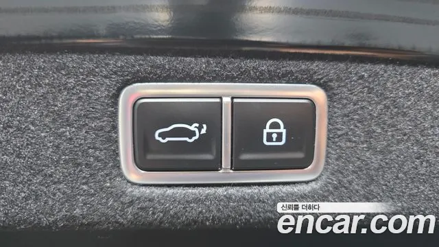 Hyundai Grandeur GN7 — Фото автомобиля 23