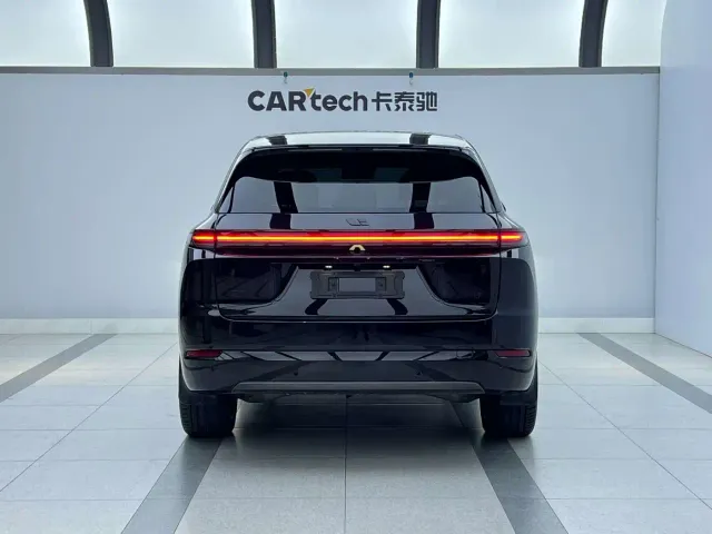 Li Auto L7 — Фото автомобиля 3