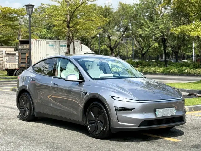Tesla Model Y — Фото автомобиля 3