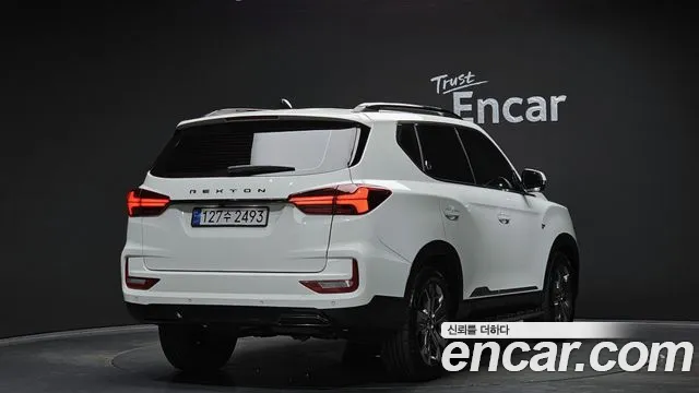 KG_Mobility_Ssangyong Rexton All Rexton Дизель 2.2 4WD — Фото автомобиля 2