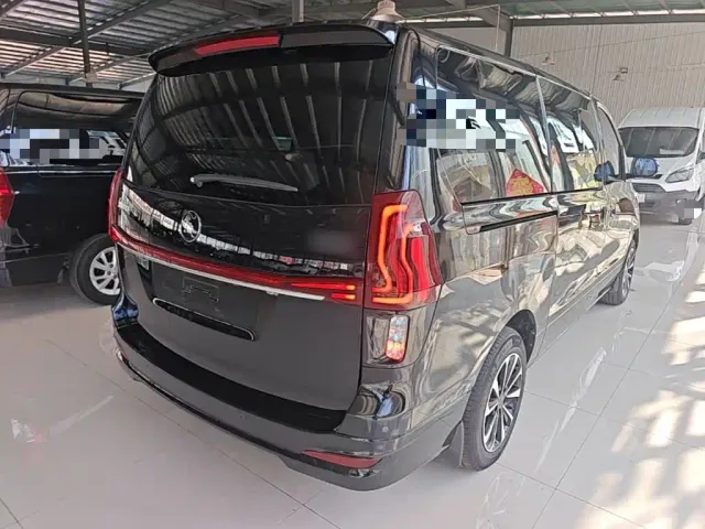 Forthing Fengxing M7 — Фото автомобиля 6