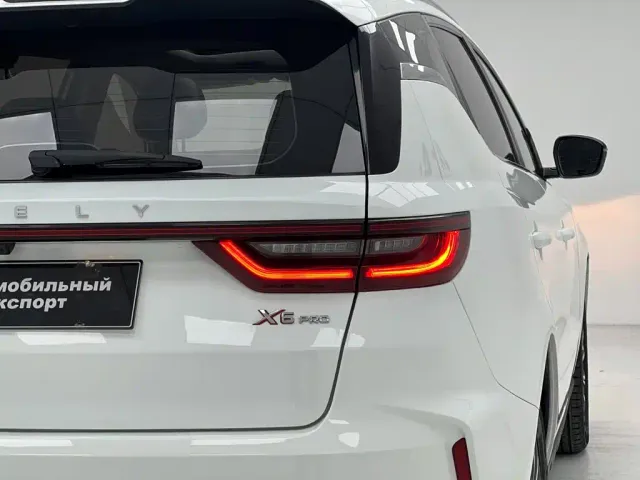 Geely Vision X6 — Фото автомобиля 17