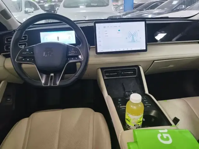 BYD Qin L 2024 DM-i 80KM Superior — Фото автомобиля 9