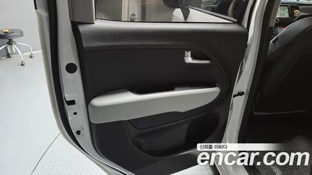 Kia RAY Новый Kia Ray Signature — Фото автомобиля 23