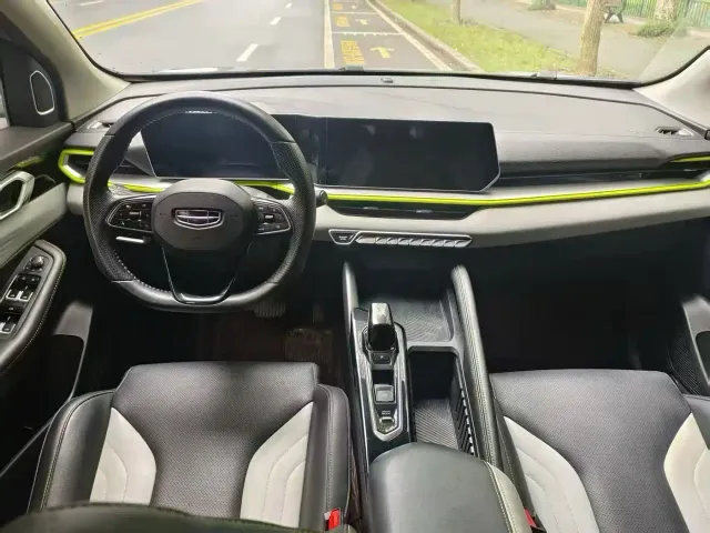Geely Binyue — Фото автомобиля 4