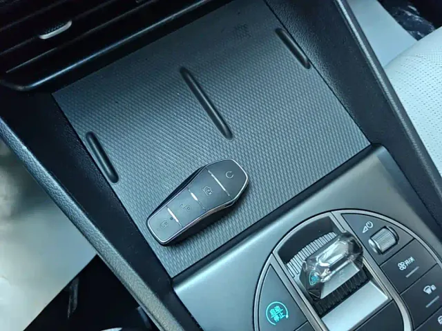BYD Seal 05 DM-i — Фото автомобиля 8