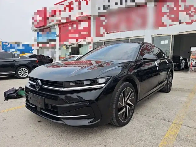 Фотография автомобиля — Volkswagen Magotan