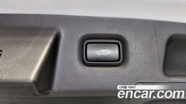 Hyundai Santafe Новый Santa Fe Бензин 2.5T 2WD — Фото автомобиля 30