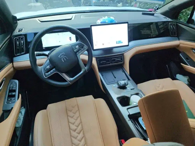 BYD Song L DM-i — Фото автомобиля 5