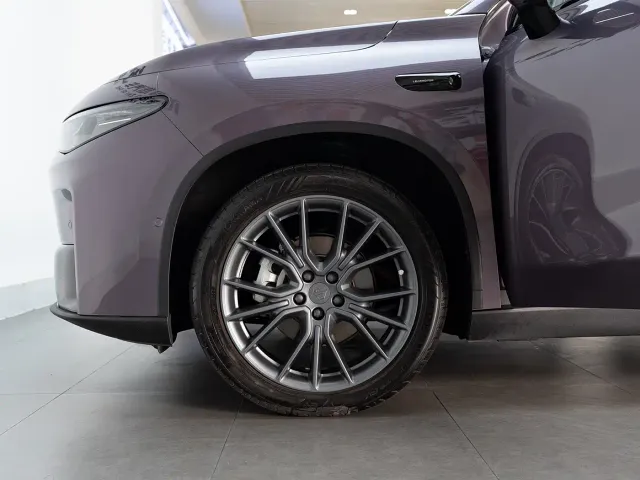 Leapmotor C10 — Фото автомобиля 9