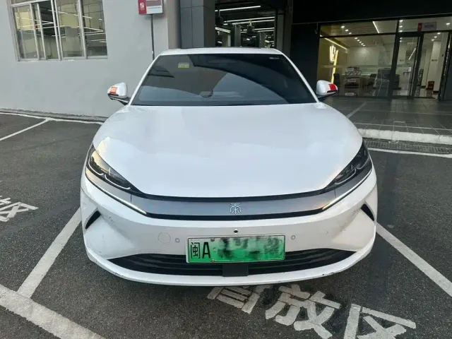 BYD Qin L — Фото автомобиля 3