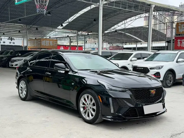 Cadillac CT5 — Фото автомобиля 3