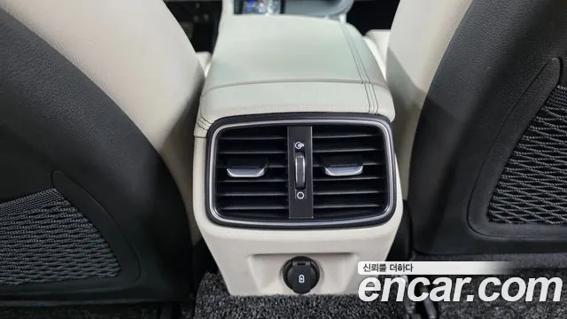 Genesis G70 Новый G70 Бензин 3.3T 2WD — Фото автомобиля 19