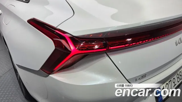 Kia K8 Hybrid — Фото автомобиля 8