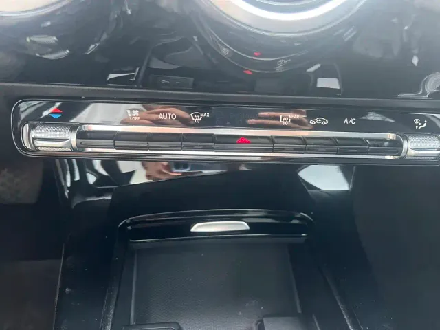 Mercedes-Benz A-Class — Фото автомобиля 10