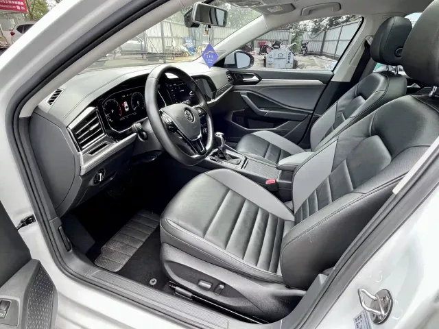 Volkswagen Sagitar — Фото автомобиля 4