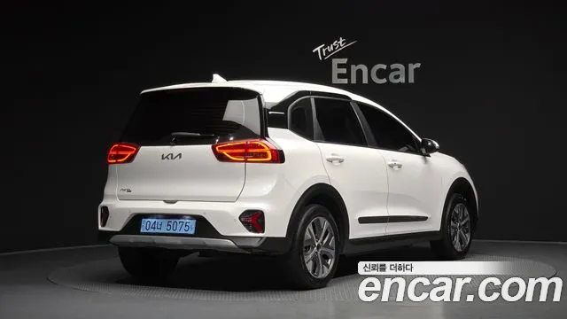 Kia Niro Niro Plus Earth — Фото автомобиля 2