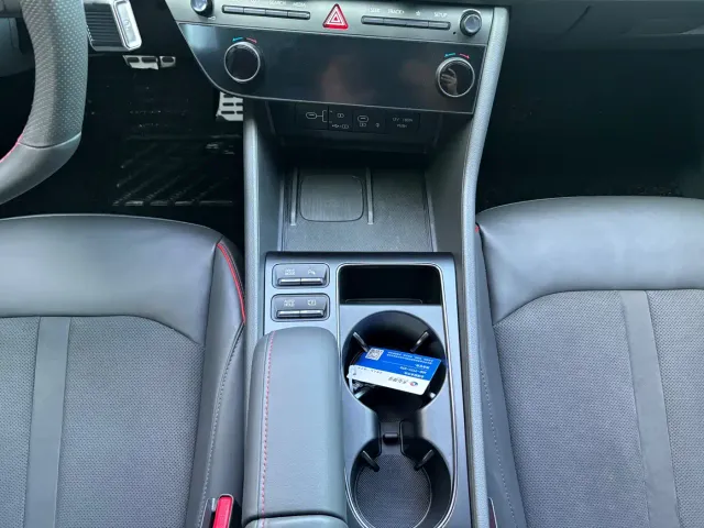 Hyundai Sonata — Фото автомобиля 7