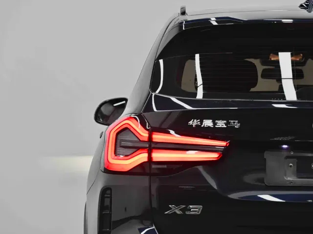 BMW X3 — Фото автомобиля 6