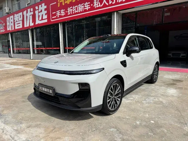Фотография автомобиля — Leapmotor B10