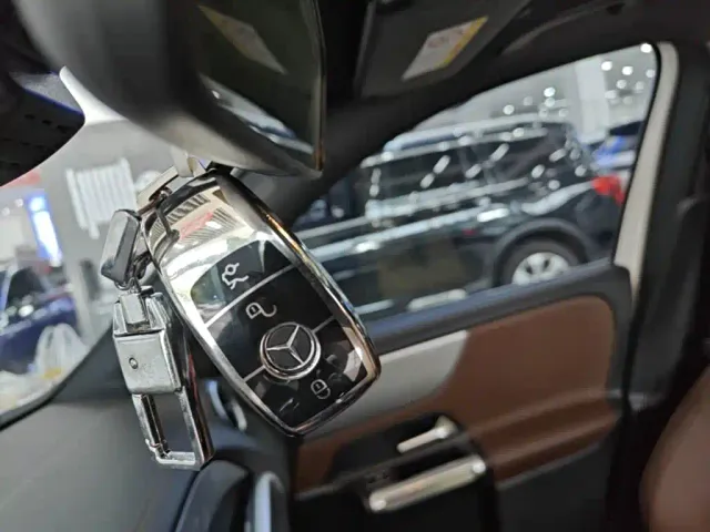 Mercedes-Benz GLB-Class — Фото автомобиля 8