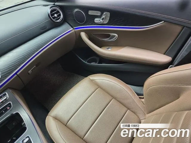 Mercedes-Benz E-Class W213 — Фото автомобиля 14