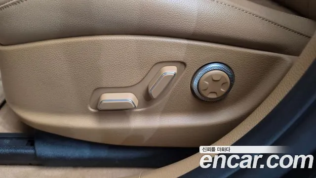 Genesis G80 RG3 — Фото автомобиля 30