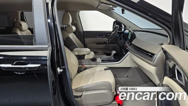 Kia Carnival 4th Gen — Фото автомобиля 16