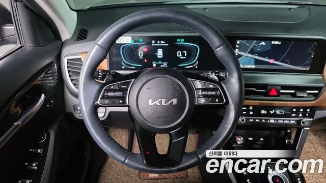 Kia Seltos — Фото автомобиля 19