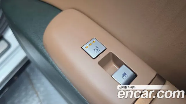 Hyundai Grandeur GN7 — Фото автомобиля 18