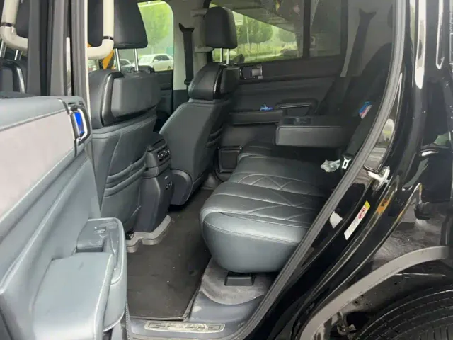 BYD FangChengBao Leopard 5 — Фото автомобиля 12