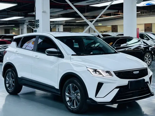 Geely Binyue — Фото автомобиля 3