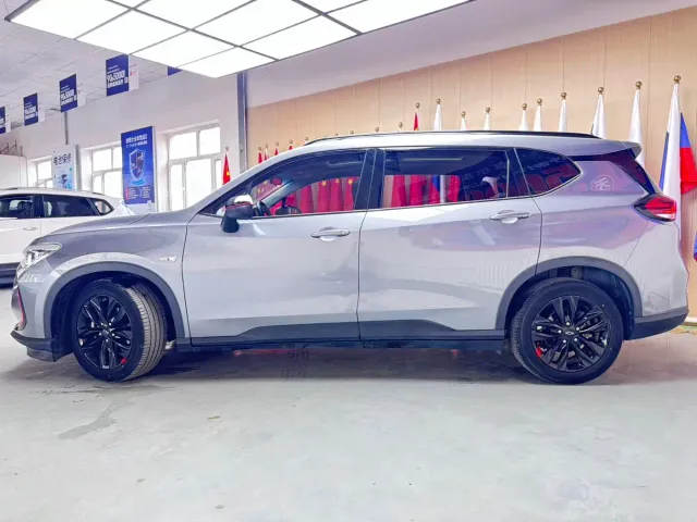 Chevrolet Orlando — Фото автомобиля 6
