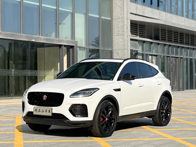Фотография автомобиля — Jaguar E-PACE