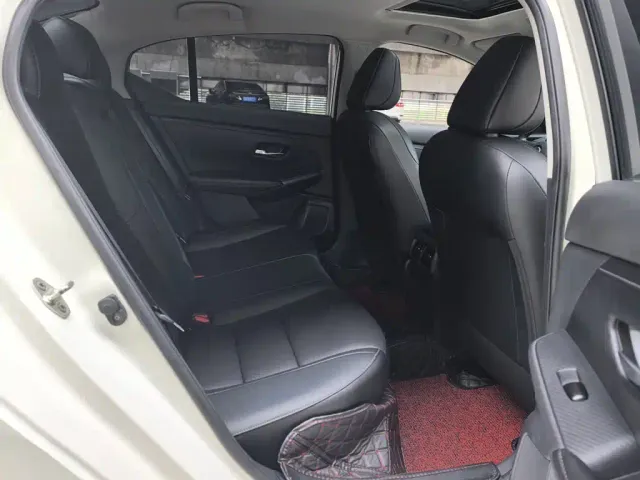 Nissan Sylphy — Фото автомобиля 16
