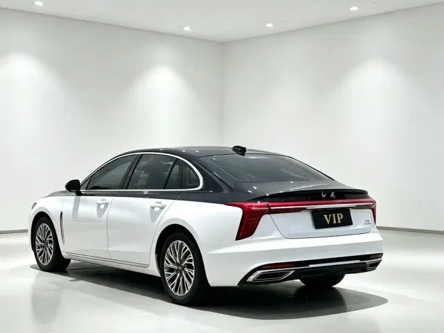Hongqi H5 — Фото автомобиля 7