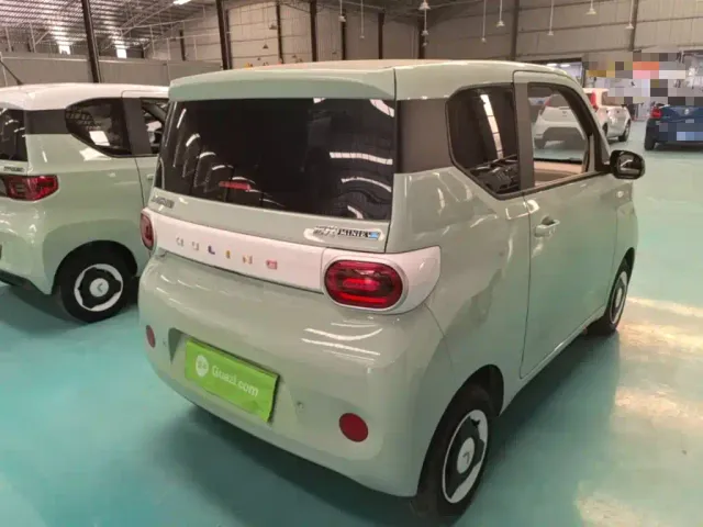 Wuling Hongguang Mini EV — Фото автомобиля 6
