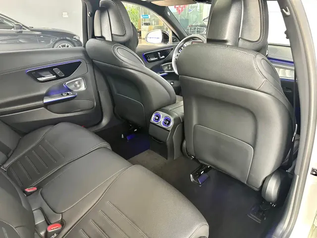 Mercedes-Benz C-Class — Фото автомобиля 12