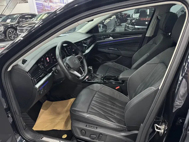 Volkswagen Passat — Фото автомобиля 5